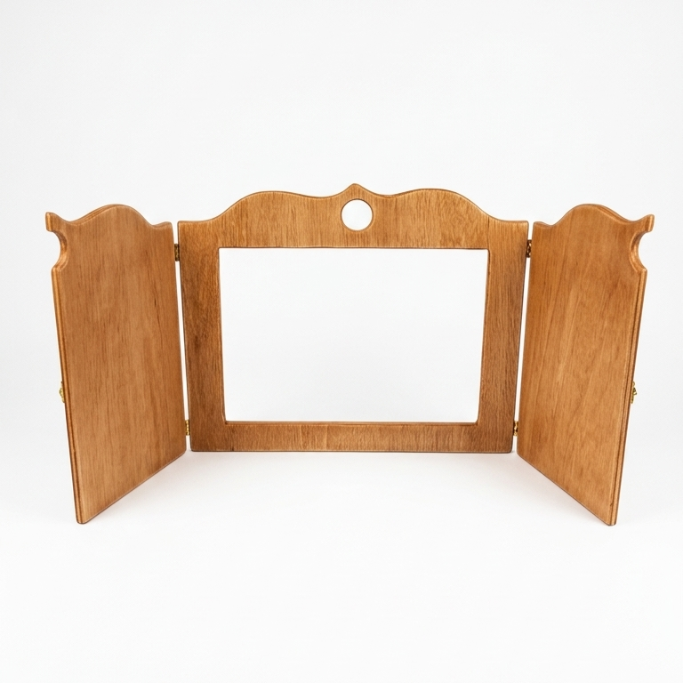 Teatrillo de madera.  Ventana de cuento